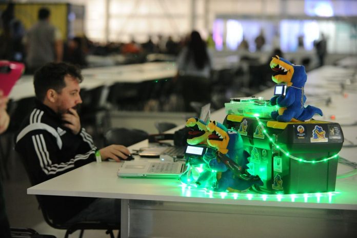 02. Campus Party