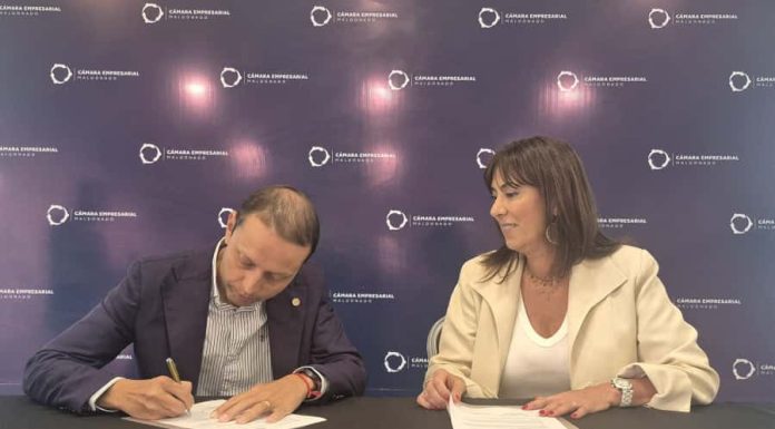 Cámaras empresariales de Maldonado y Chile firman convenio para fortalecer el turismo binacional