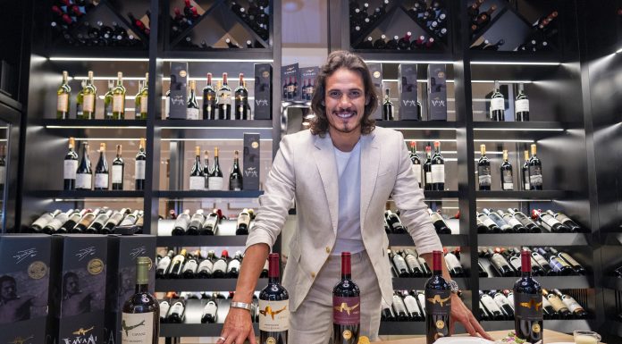 Edinson Cavani protagonizó una nueva Wine Dinner en Enjoy Punta del Este