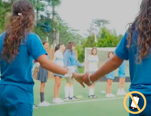 Woodside School: “Un espacio libre de celulares para recuperar el vínculo humano”