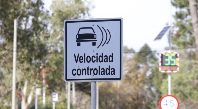 Este lunes comienzan a multar nuevos radares en Camino a la Laguna y Francia