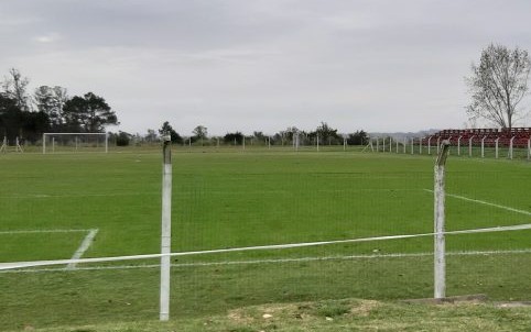 Fútbol juvenil: un jugador de 15 años resultó lesionado tras presunto incidente con integrante del cuerpo técnico rival