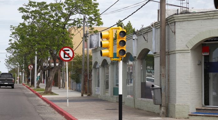 Tribunal de Cuentas dio luz verde al nuevo sistema de semáforos inteligentes para Maldonado, Punta del Este y San Carlos